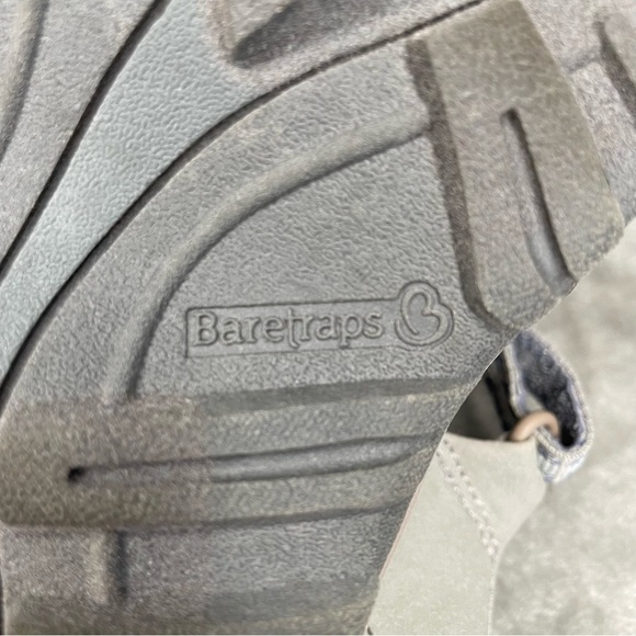 Baretraps Tipper Flat Sandals Size 7 - Picture 9 of 9